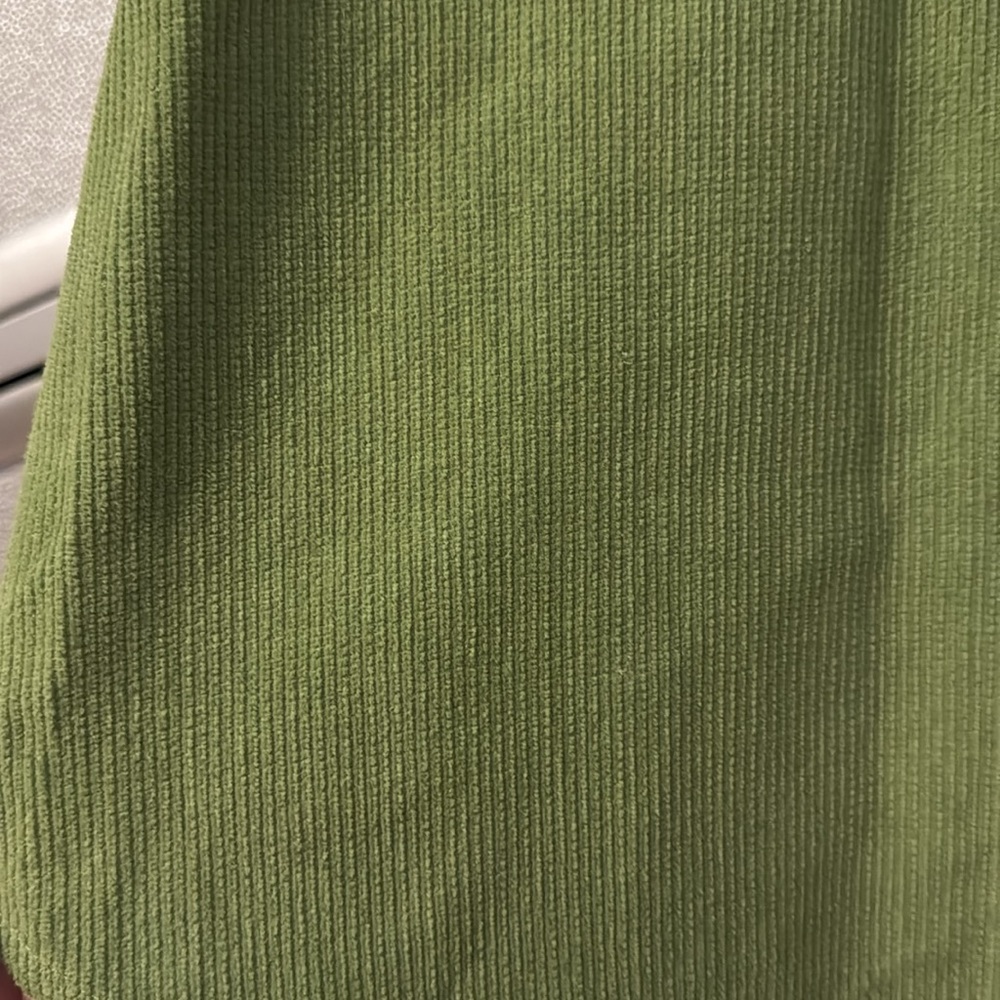 Green button down - Picture 2 of 2